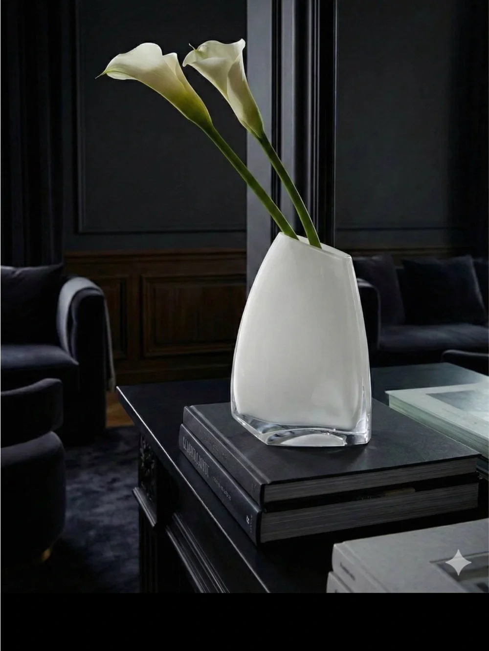 Sail vase designed by Mikko Karppanen for Iittala, Finland, 1988.
